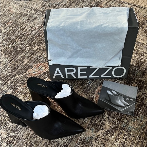 Arezzo Shoes - NWT Arezzo Women's Mules Black